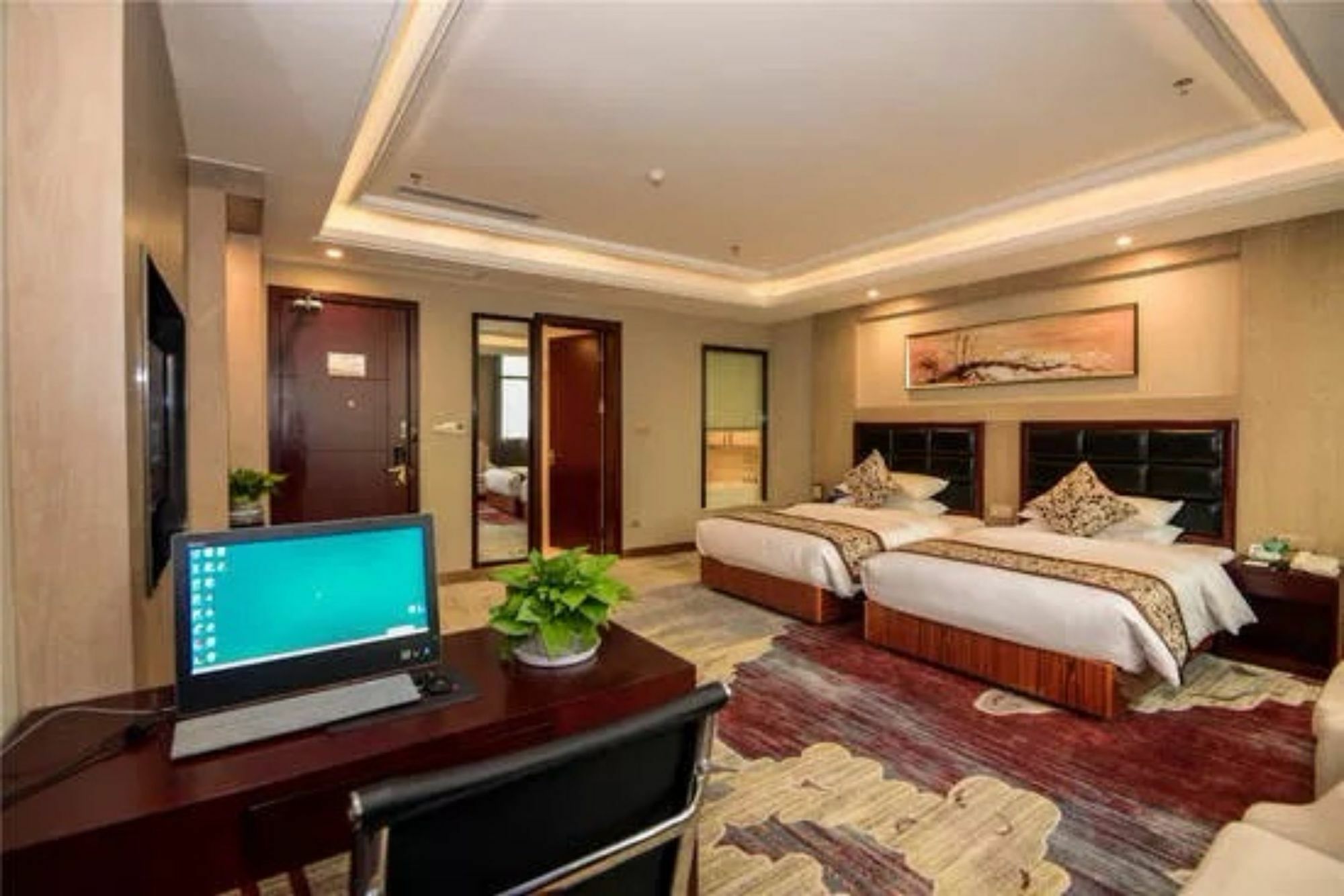 Days Hotel & Suites Shishi Quanzhou  Exterior photo